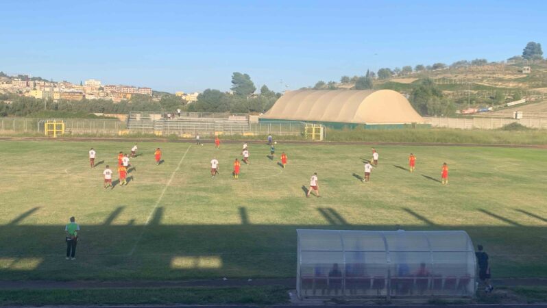 Calcio, Rinascita e Noto all’esordio. Obiettivo comune: partire bene