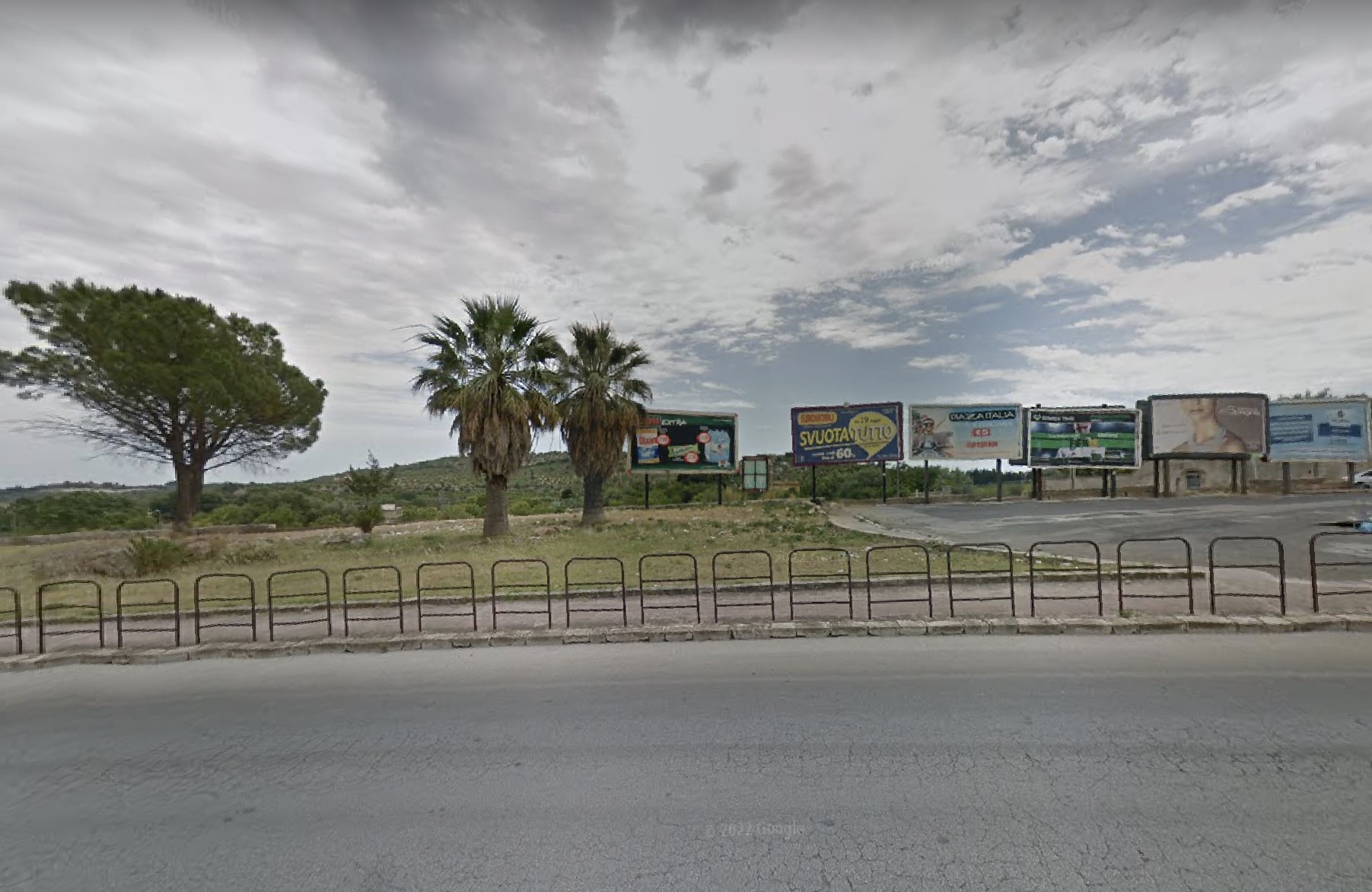 Noto, un parcheggio all’ingresso della città: il Comune cede l’area, il prezzo lo fa il privato