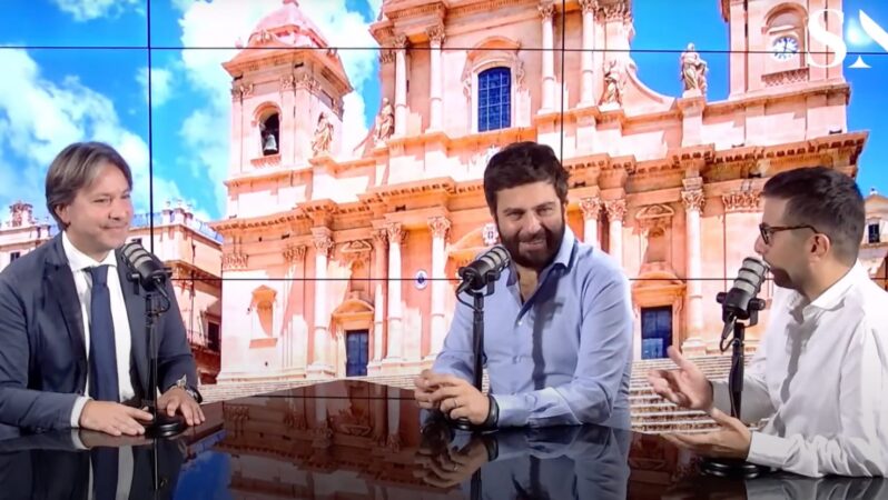 L’uscita dal dissesto, la conferma dei concerti estivi e l’annuncio: “mi ricandido”. L’intervista al sindaco di Noto Corrado Figura